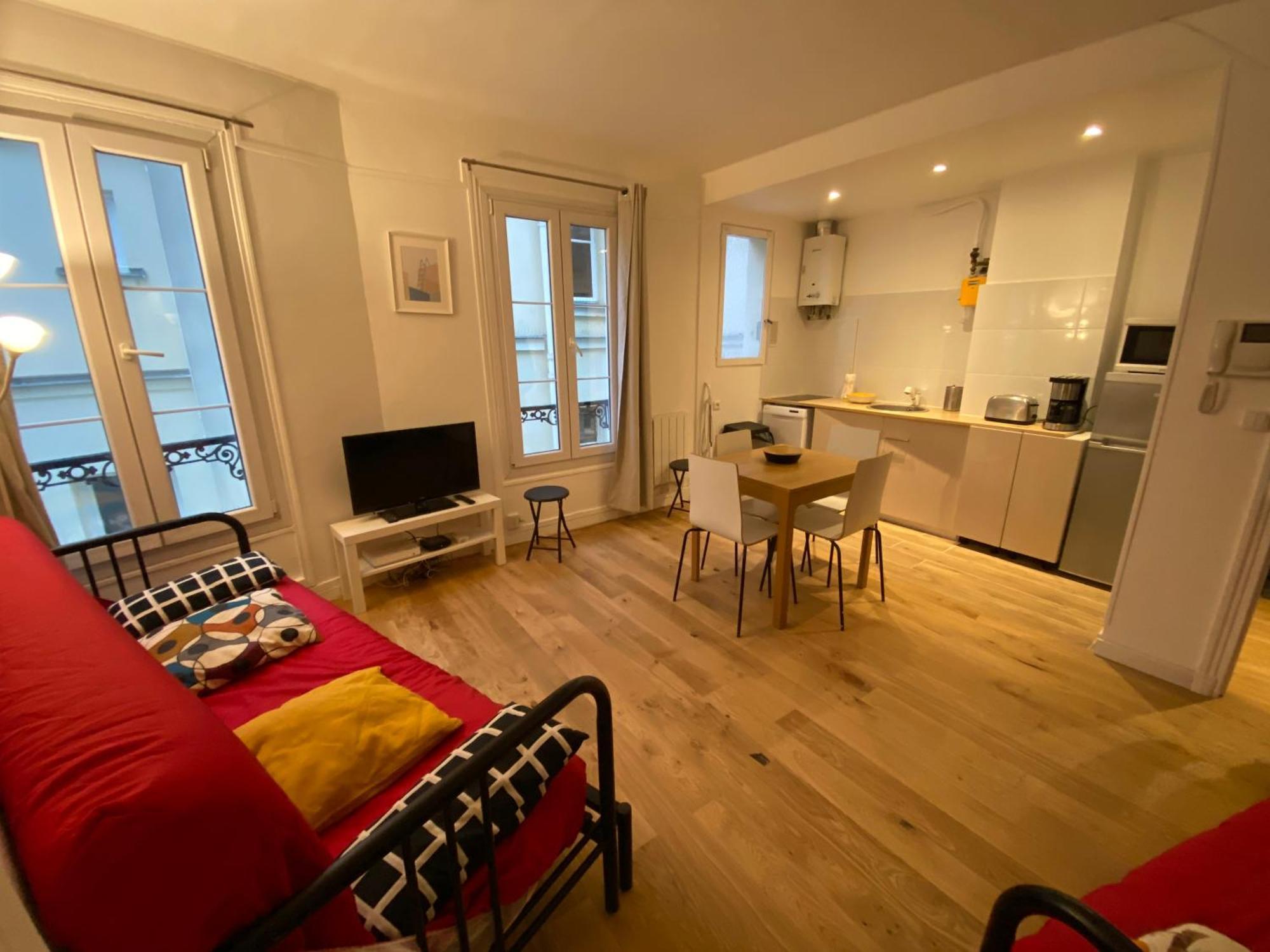 Paris Sacre Coeur Montmartre Et Tour Eiffel, 8 People, Apartment Екстериор снимка